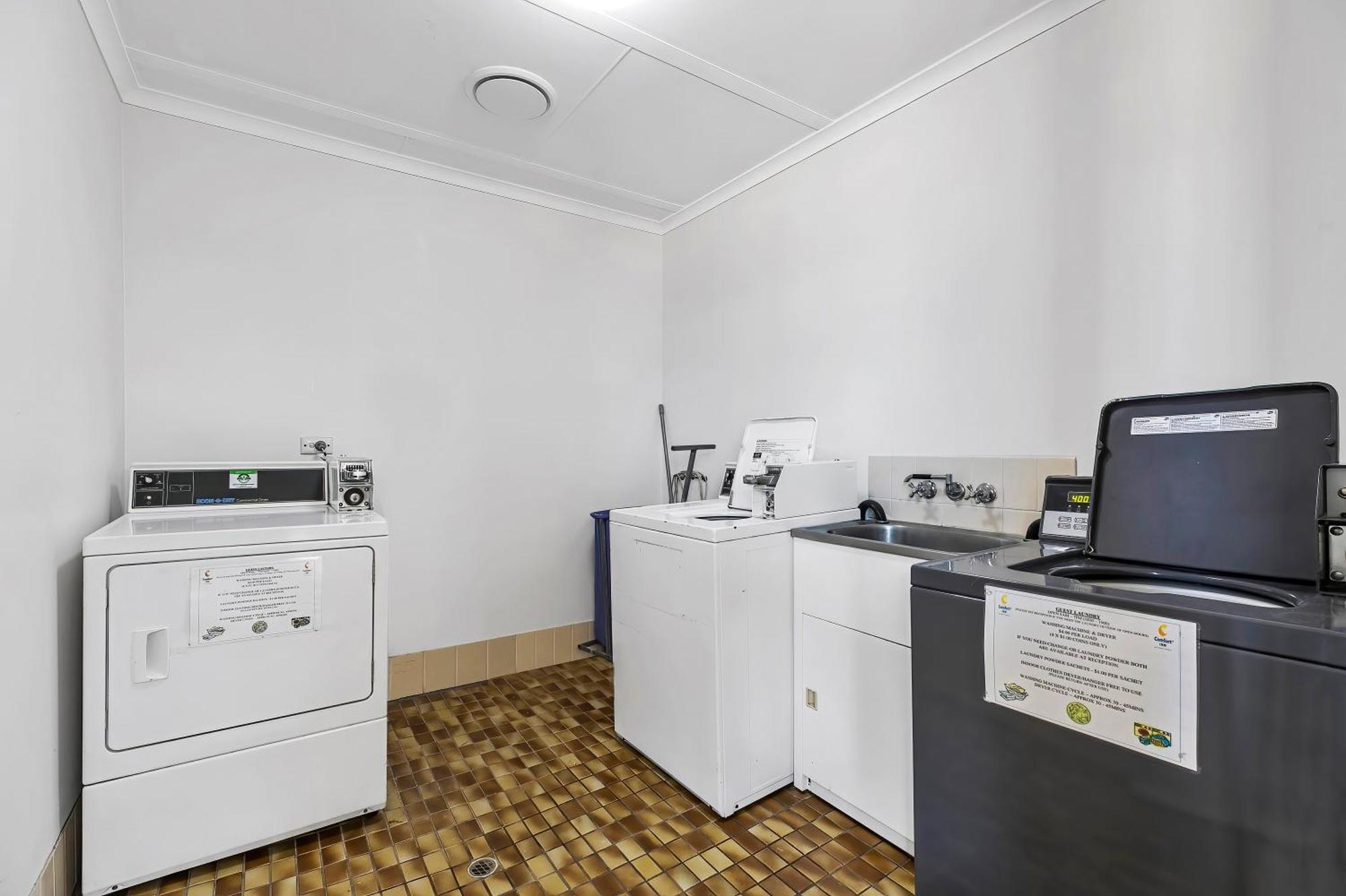 Comfort Inn On Main Hervey Bay Buitenkant foto