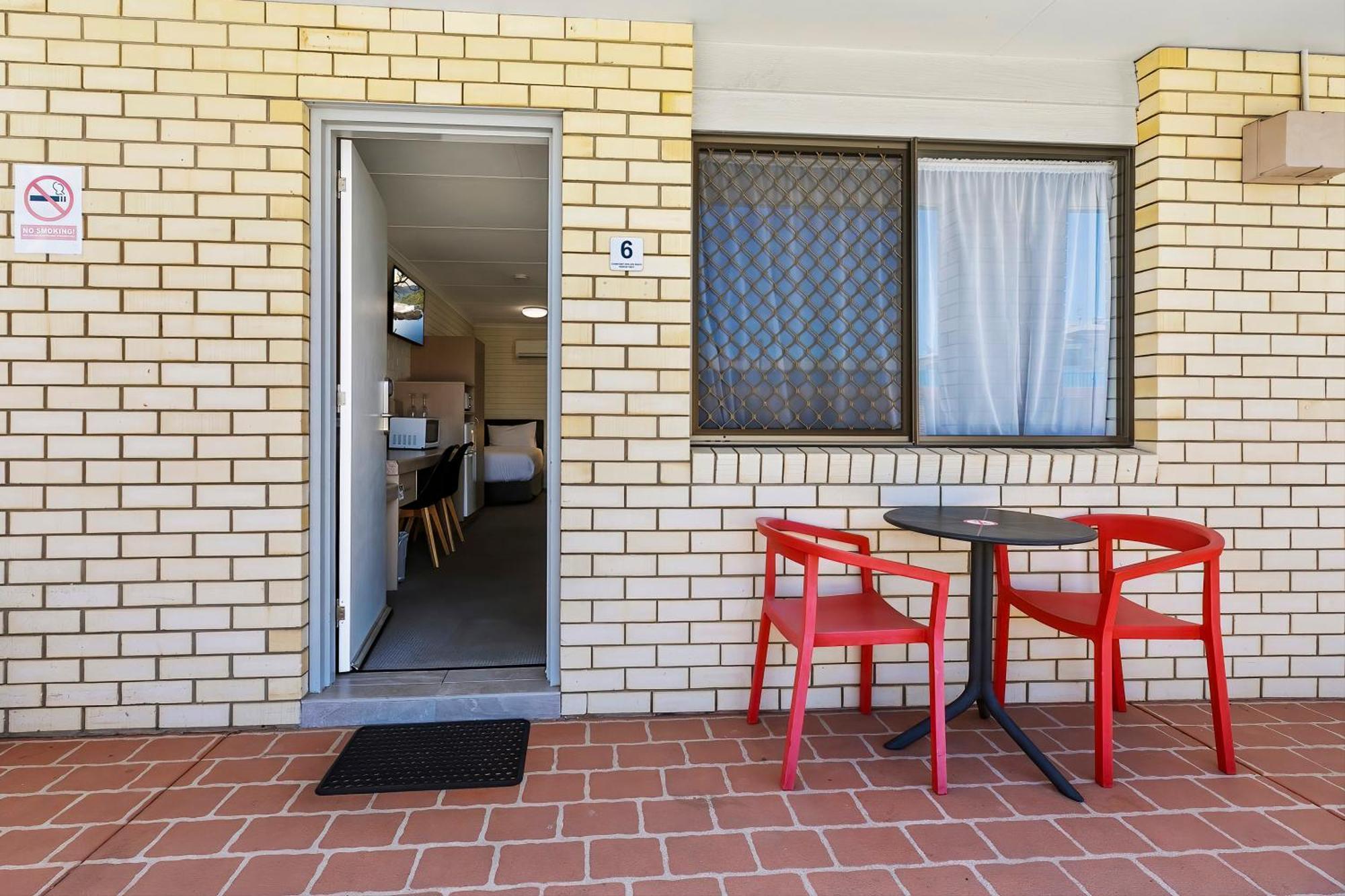 Comfort Inn On Main Hervey Bay Buitenkant foto