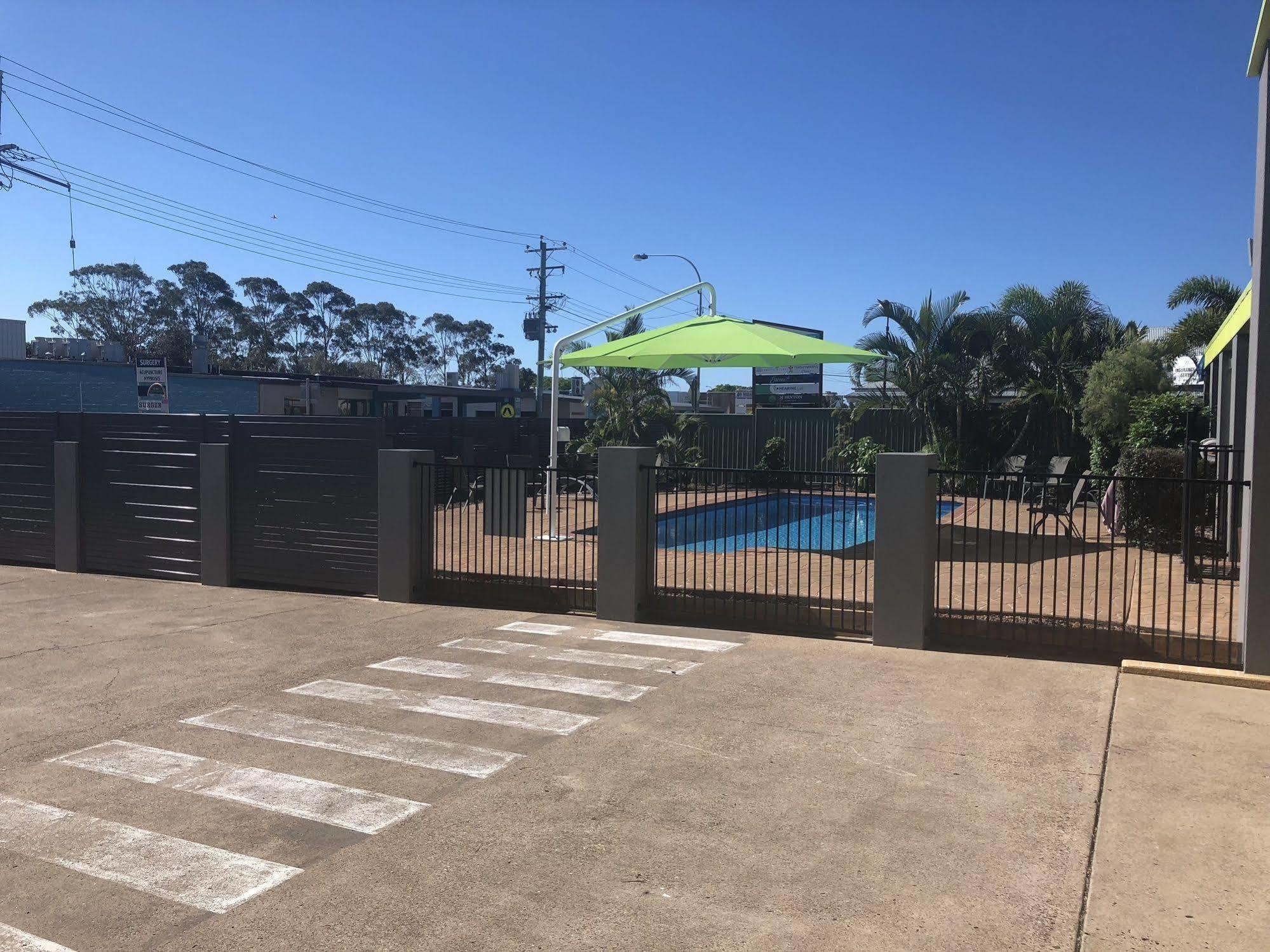Comfort Inn On Main Hervey Bay Buitenkant foto