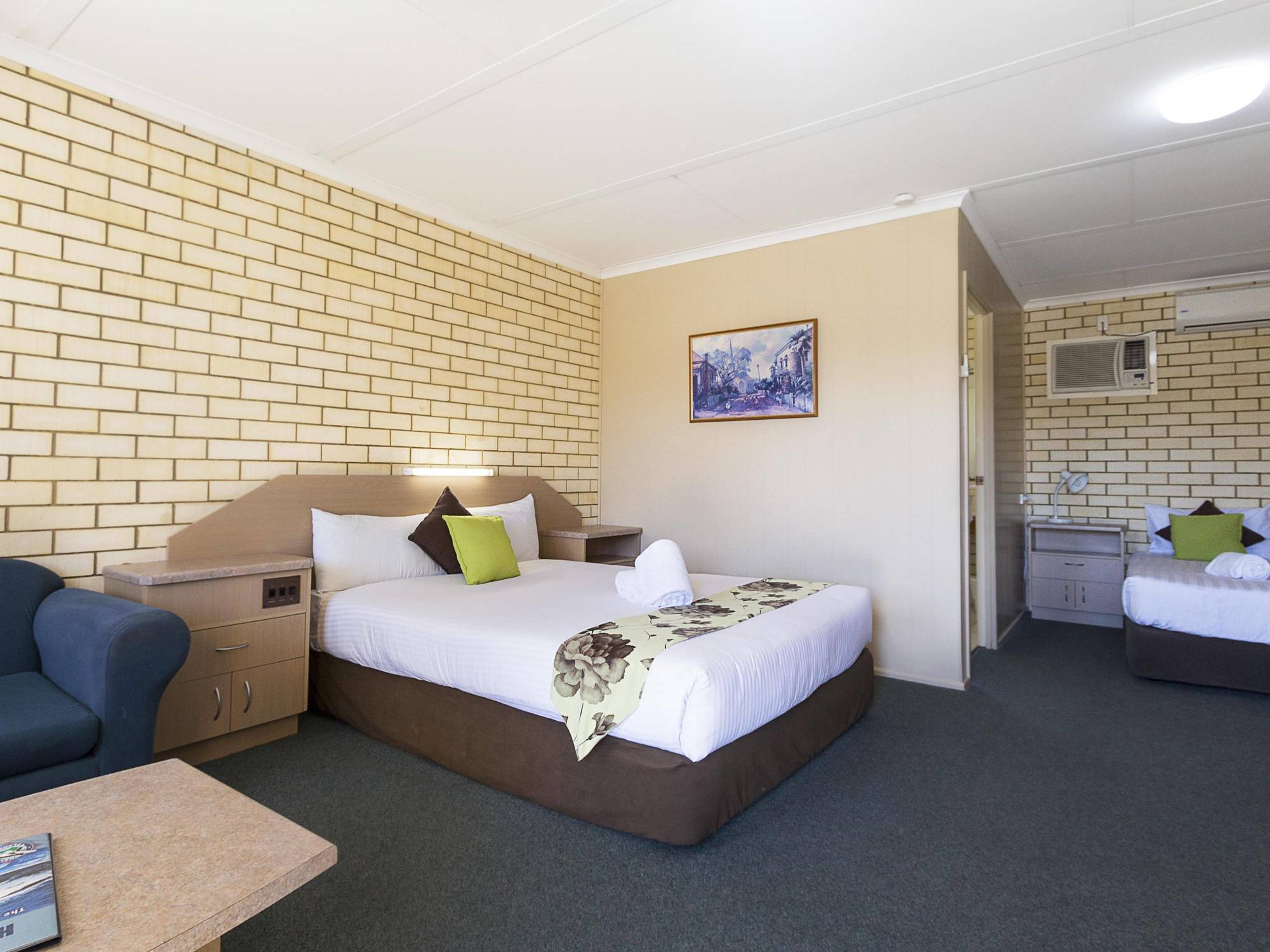 Comfort Inn On Main Hervey Bay Buitenkant foto
