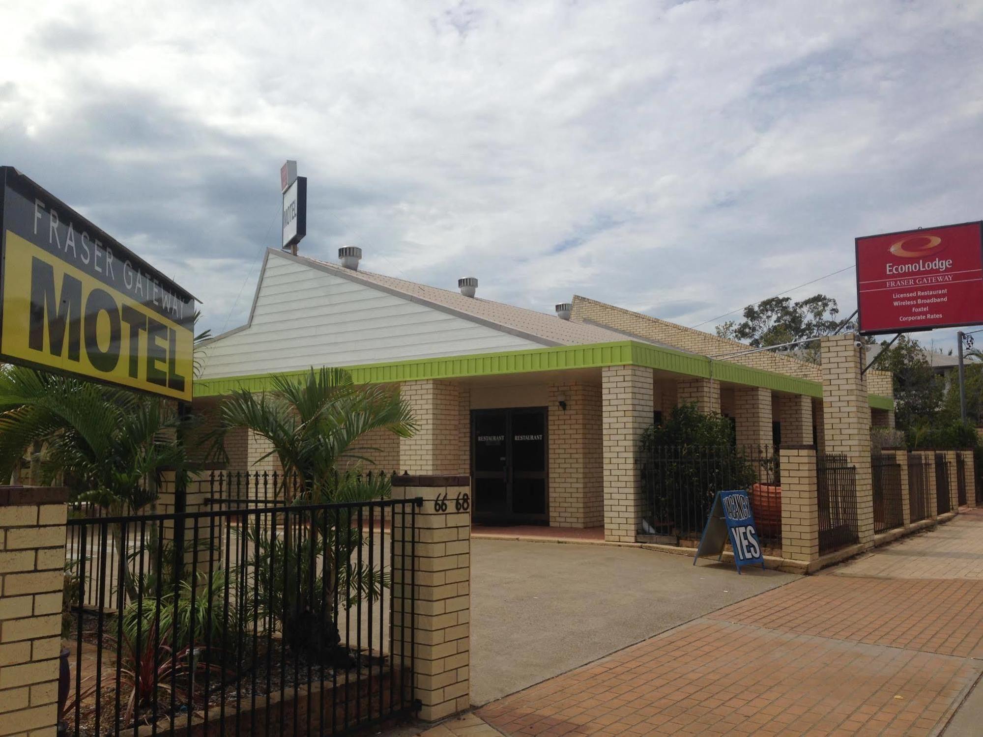 Comfort Inn On Main Hervey Bay Buitenkant foto