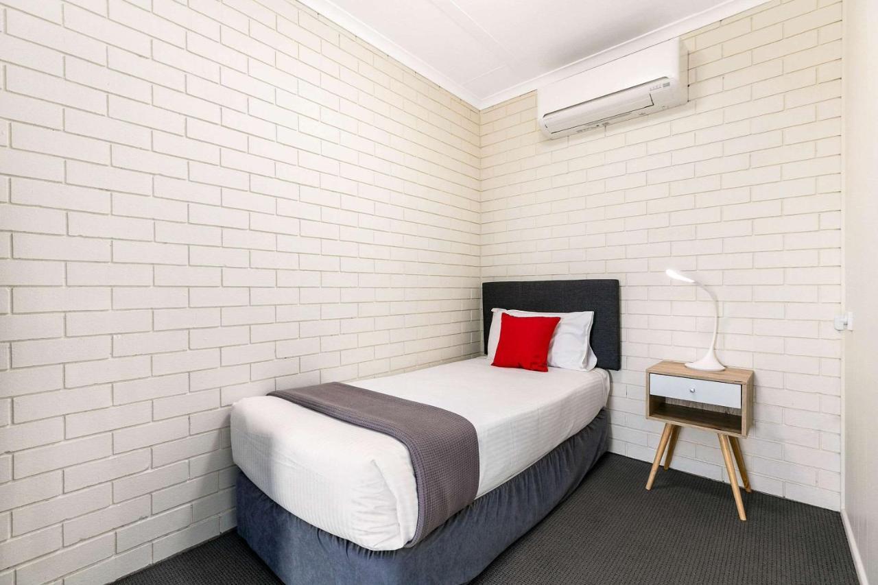 Comfort Inn On Main Hervey Bay Buitenkant foto